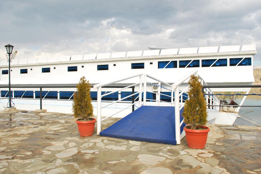 Hotel Brod Panini ולס מראה חיצוני תמונה